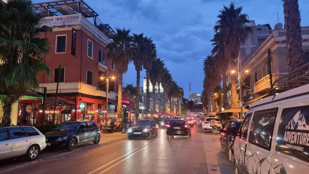 Old Town Boulevard Apartment In City Center دراس المظهر الخارجي الصورة