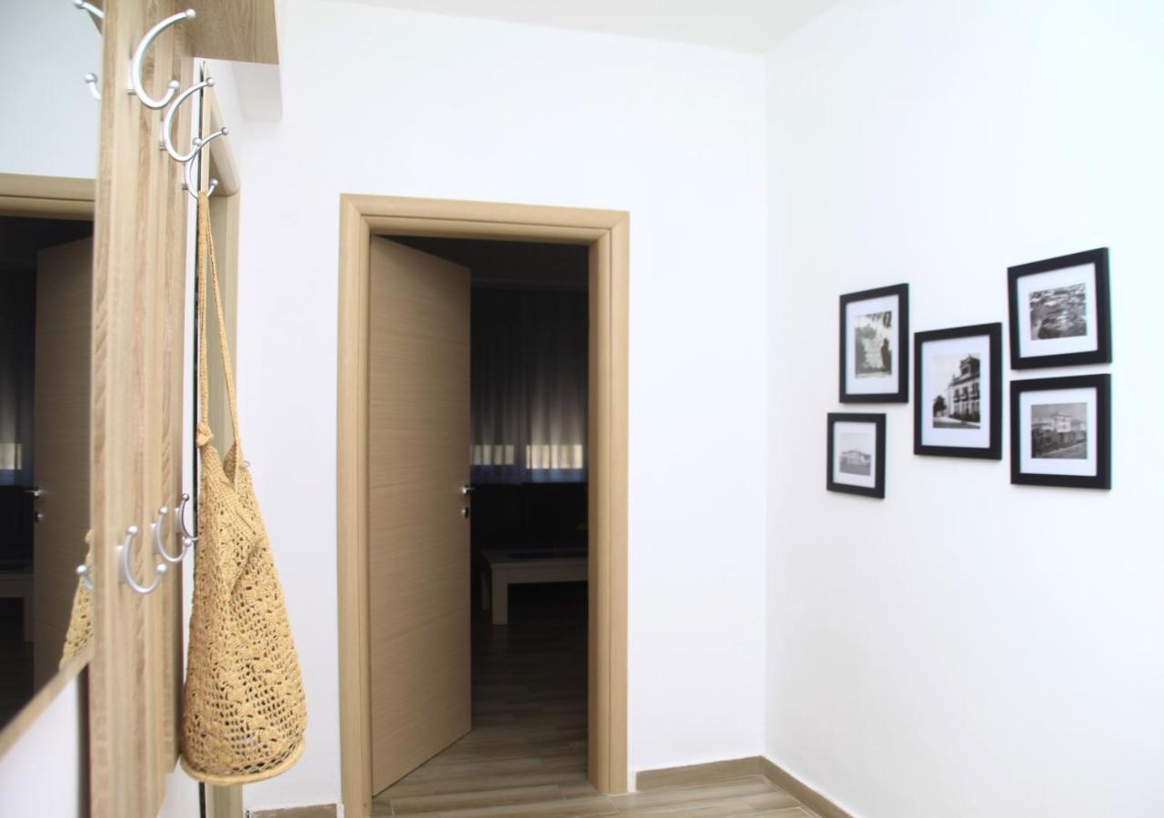 Old Town Boulevard Apartment In City Center دراس المظهر الخارجي الصورة